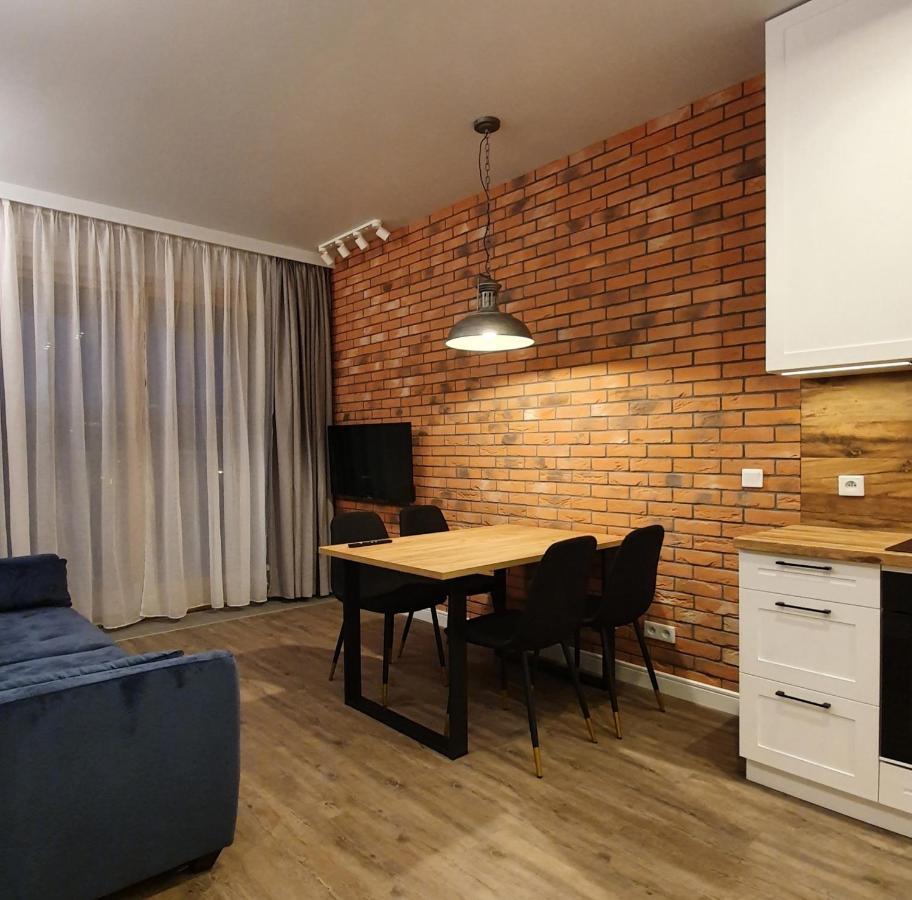 Chopin - Apartment